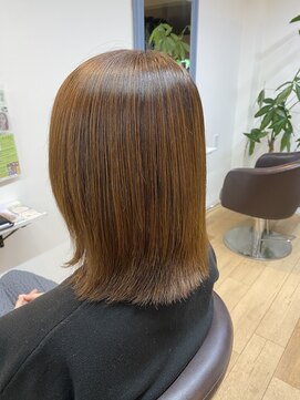 ラキ(laki) シルキーストレート