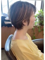 ティアラ 桜木町(TIARA)&nbsp;脱白髪染めハイライト　大人ショート