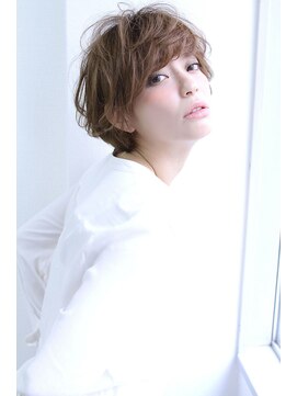 リル 西宮(LiL') 【LiL'西宮】エアリーショート_耳かけ_毛先パーマ★