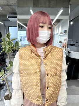 ヴァンシィー(VANCY) ステップカット+ピンクボブ