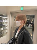 ラミ(L'ami)&nbsp;派手髪ブロンドベージュ/透明感ハイトーン/ブリーチ