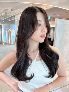 リール 銀座(R'EEL) 【柔らか韓国風くびれレイヤーstyle】