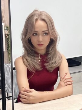 ロウル 渋谷(LOWRL) ミルクベージュ×ボリュームレイヤー