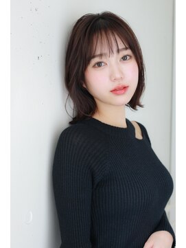 エムプラス 二子玉川(Mplus) 暗髪カラーでお顔の透明感をアップさせ、小顔見せのW効果が◎