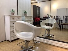 イーズ(ease)の雰囲気（ゆったり過ごせる店内。）