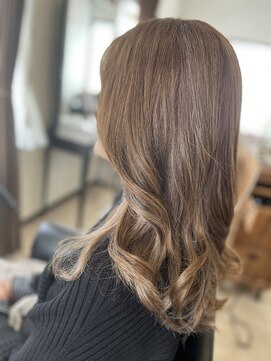 コア フィール ア デイ(COIFFURE A DAY) 【M3D見附今町】髪質改善カラー