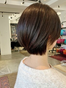 ファイブシーン アオヤマ(5SCENE AOYAMA) ショートレイヤーカットウルフカットマッシュウルフ20代30代40代