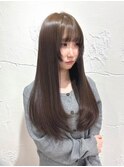 セミロングレイヤーカット顔まわりシースルーバング艶髪
