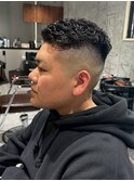 MEN'S/黒髪×極道パーマ/スキンフェード/学生向け