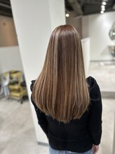 エルピス 大和店(elpis)&nbsp;白髪を活かした白髪ぼかしハイライト