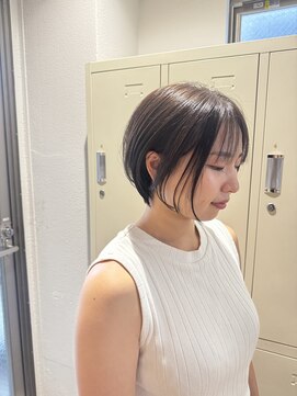 ハク 箕面店(haku.) 耳掛けショートヘア