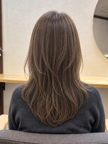 シッポヘアー(SHIPPO HAIR)&nbsp;星ヶ丘大人ロングレイヤーナチュラルグレージュ30代40代