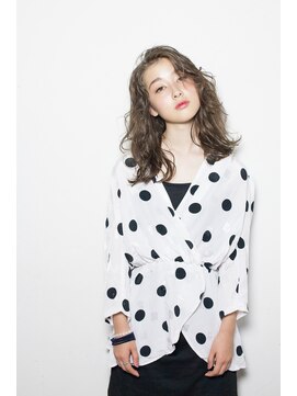 リタ(LITA) 【LITA】クセっぽニュアンスミディ