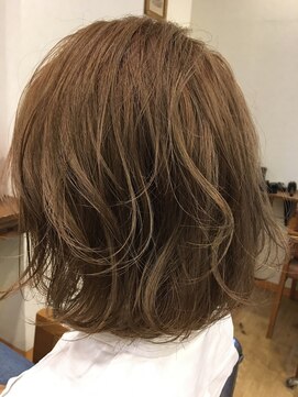 ユアーズ バイ ギフトグループ(your’s  by gift group) シンプルロブ×ベージュ