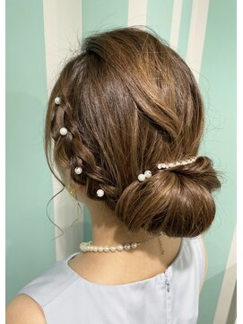 マティーナ ヘアー 池袋(Matina hair) 【シニヨン×パールアクセで大人っぽく】20代30代40代