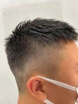 ビーハイブ ギフト(BeeHIVE GIFT) クロップスタイルフェードカット