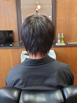 ヘアーサロン リバース(Hair Salon Rebirth) ショート