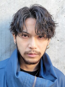 フィフス 原宿(fifth) 波巻きセンターパートレイヤーツイストスパイラルパーマ