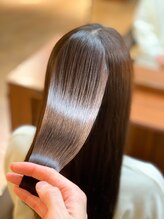 大人気の最高級トリートメント、ウルティアトリートメントで極上のウルサラ髪を手に入れてください♪