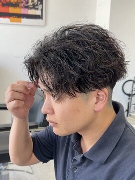 ラヴィズムバイフィフス(LUVISM by fifth) フェザーパーマツイストスパイラルパーマ刈り上げ万代新潟駅