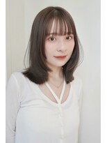 ローネス(LONESS) レイヤーカット ミディアムレイヤー 顔周りレイヤー 秋色