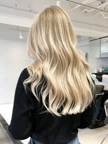 シオン(shion)&nbsp;ホワイトブロンド似合わせカットフェミニンロング_ba362811