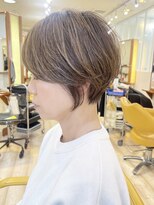 モリオ フロム ロンドン 成増店 【morio成増 セリザワ】くびれショート ハイライトカラー