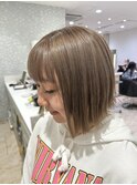ミルクティーベージュ