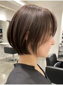 表参道切りっぱなしボブミディアムボブグレージュカラー40代50代