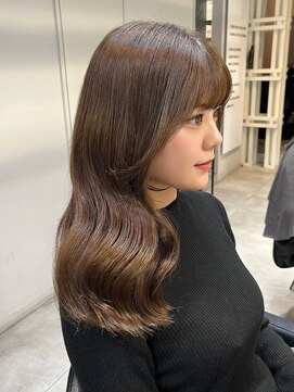 ディーエックス ウエスト(Dxxxx WEST) ベージュカラー［韓国/顔周りカット/レイヤーカット］