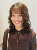 似合わせニュアンス大きめパーマ透明感ベージュカラー