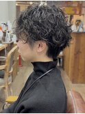 ハンサムショートにスパイラルパーマ