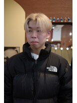 エディ(Edy)&nbsp;メンズセンターパートブロンドケアブリーチダブルカラー外国人風