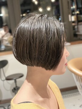 リバレッジ 広尾(Leverage) オシャレカッコいいショートボブスタイル