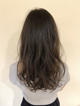 クイントネオリーブ 自由が丘正面口店(quint:neolive) 【neolive quint 自由が丘】岩崎裕貴 Neolive スタイル