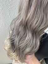 ジーナ 札幌(Zina)&nbsp;【Zina札幌】イルミナカラー/アディクシーカラー/ケアブリーチ