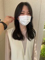 リィベ(Liibe)&nbsp;guest snap　#センターパート#ゆるロング