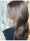 【イエベおすすめヘアカラー】オリーブグレージュふんわりカール