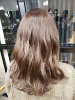 ラフランクリー(la frankly)&nbsp;20代30代/大人かわいい/くびれヘア/韓国ヘア/レイヤースタイル