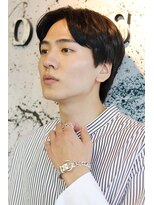 オーパスクリエ (OPUS CREER)&nbsp;好感度バツグン！！ナチュラル前下がりセンターパート！！