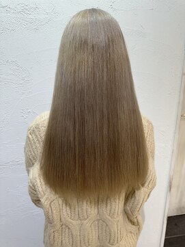 アジールヘア 池袋東口店(agir hair) 透明感カラー★エアリーロングミルクティーブロンド卵型池袋