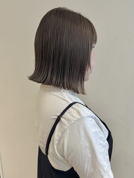 ユーフォリア 青山(Euphoria) オリーブグレージュ×外ハネボブ【担当神野】