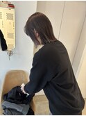 ベージュカラー