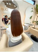 超高濃度水素ケアストレートでサラ艶ロングヘア