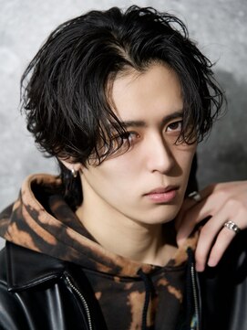 ルーシー 川越(LUCEY) センターパートフェザーパーマシャドウパーマメンズパーマ