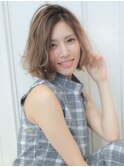 外はねボブハイトーングレージュ