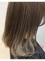 グッデイ ヘアー(GOOD DAY HAIR)&nbsp;【GOODDAY HAIR】《インナーカラー:グレージュ:ふんわりミディ》