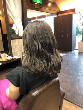 ナトゥーラ 岐阜(Natura) アッシュグレージュ