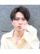 メンズフィール 南森町(MENS FEEL)&nbsp;センターパートナチュラルツイストスパイラルこなれヘア