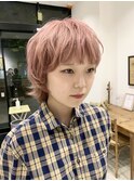 ピンクベージュ